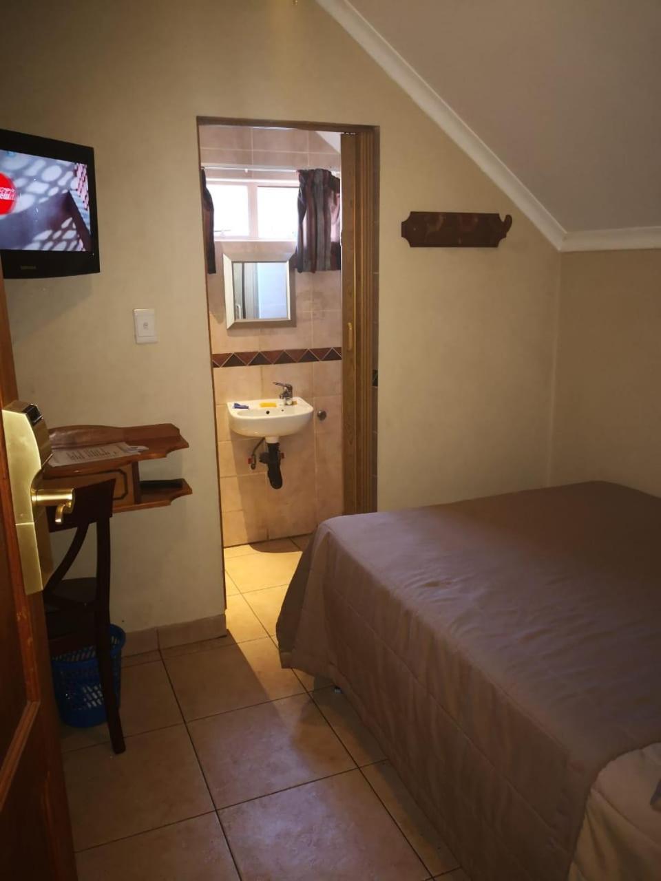 Victoria Hotel Pretoria-Noord Eksteriør bilde